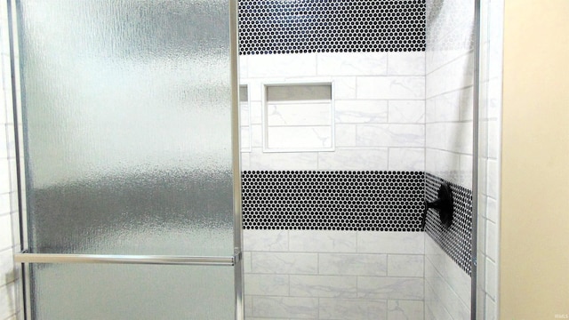 114 E Mill St, Oakland City, IN 47660 - full bath with a shower stall