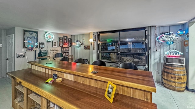 6777 Oak Grove Rd, Newburgh, IN 47630 - view of bar