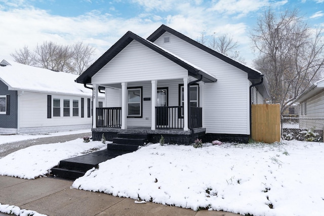 bungalow-style house featuring covered porch