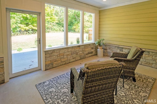 sunroom with a healthy amount of sunlight