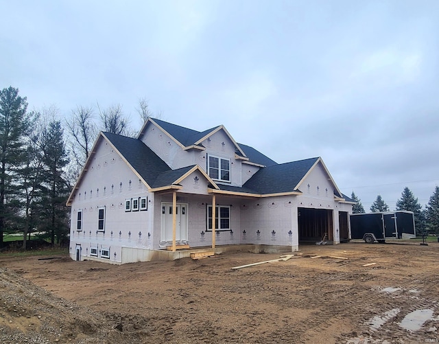 view of front facade with covered porch