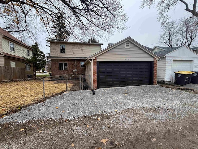 view of front facade featuring a garage