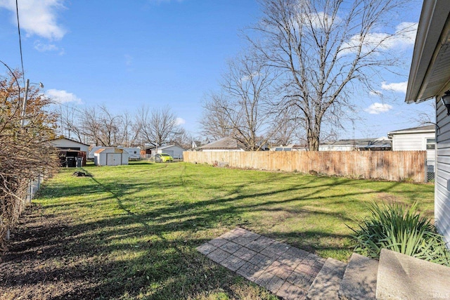 view of yard with a shed