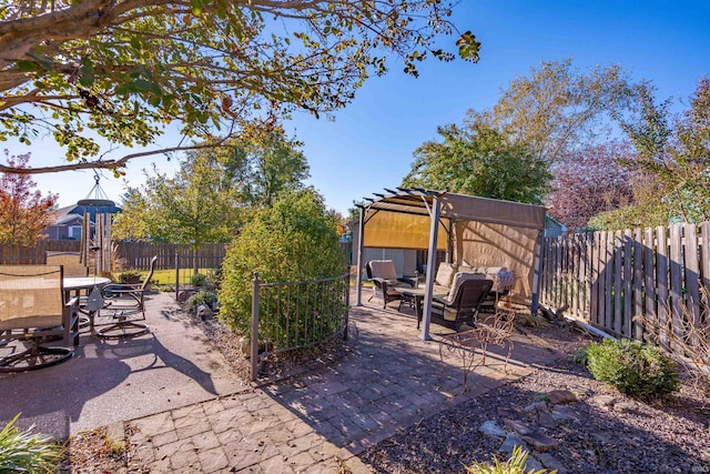 view of patio featuring a pergola