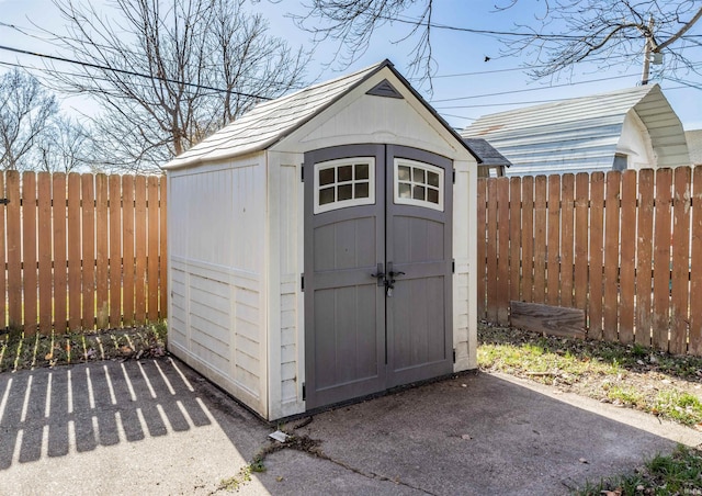 view of outbuilding