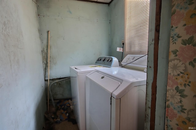 laundry area featuring washer and dryer