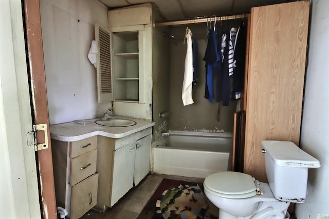 full bathroom with shower / tub combination, vanity, and toilet