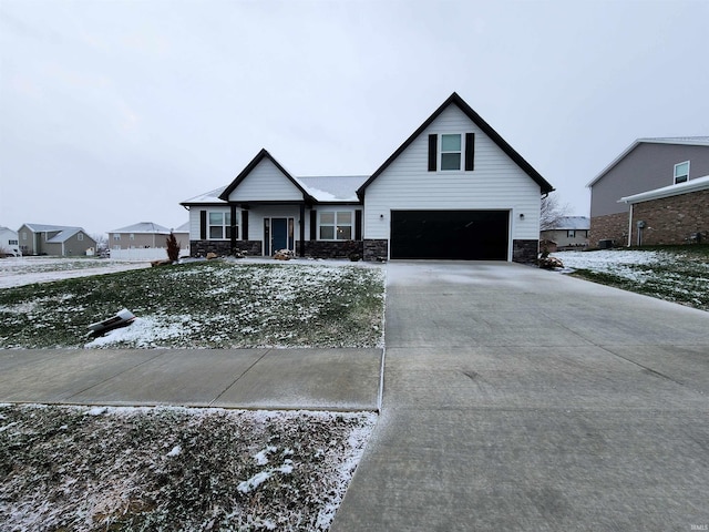 view of front of house featuring a garage