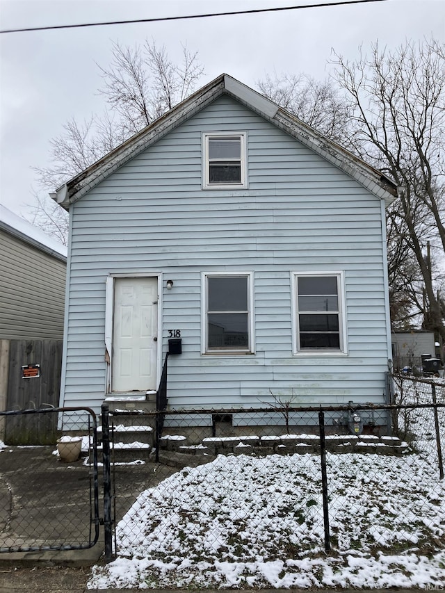 view of front of home