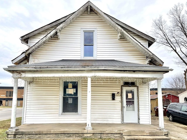 view of front of home featuring covered porch