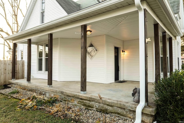 doorway to property with covered porch