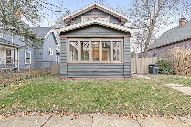 view of front of house with a front yard