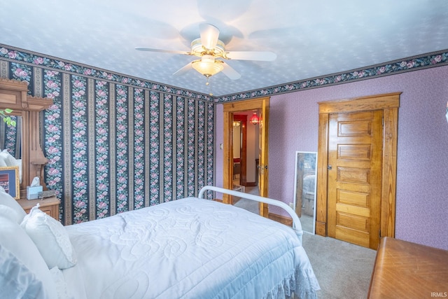 bedroom featuring ceiling fan