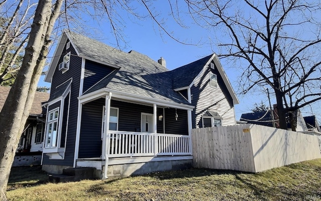 view of front of house featuring covered porch