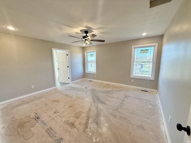 unfurnished room featuring ceiling fan