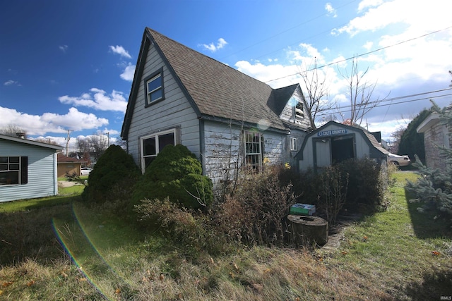 view of side of home