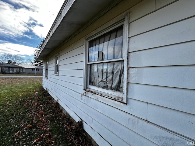 view of home's exterior