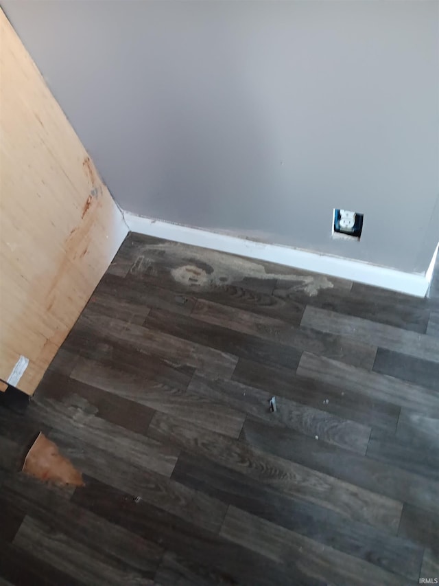 interior details with hardwood / wood-style flooring