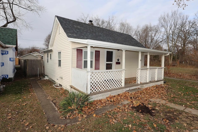 view of front facade with covered porch