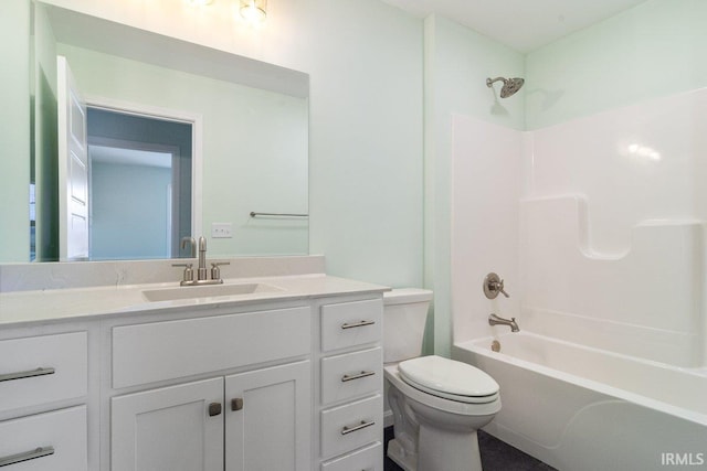 3711 Kansas Rd, Evansville, IN 47725 - full bath featuring vanity and shower / washtub combination