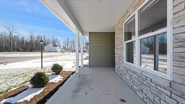 view of patio / terrace featuring covered porch