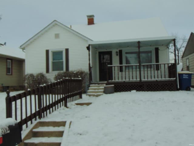 view of front facade featuring a porch