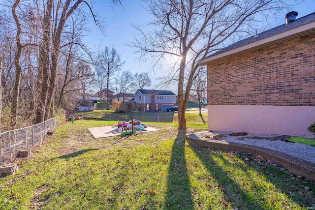 view of yard featuring a patio area