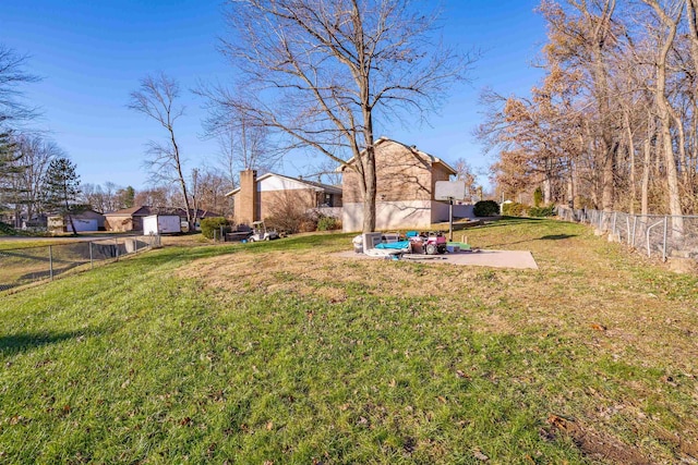 view of yard with a patio area