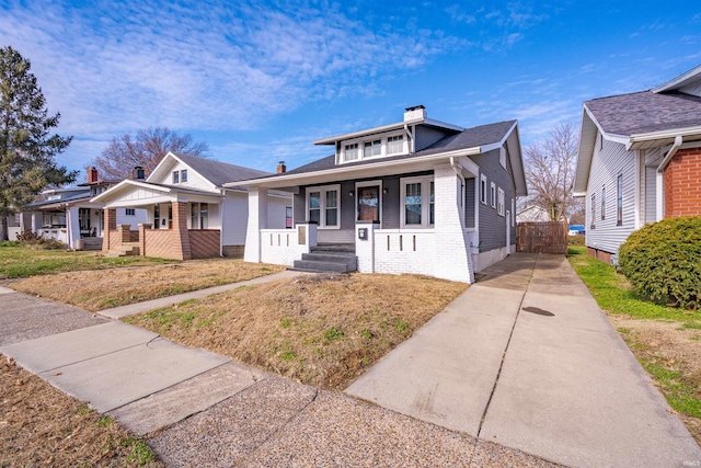 bungalow featuring covered porch