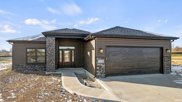 view of front of house featuring a garage