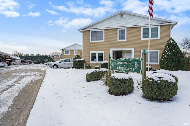 view of front of home