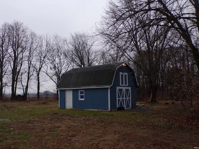 view of outdoor structure