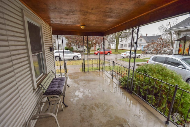 view of patio / terrace featuring covered porch