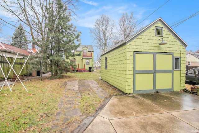 view of outbuilding