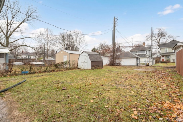 view of yard with a storage shed