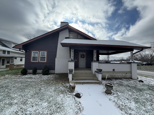 view of front of home featuring a porch