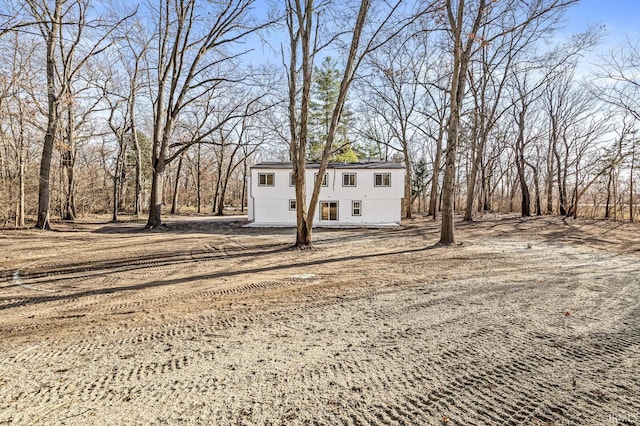 view of raised ranch