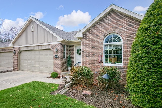 view of front of home with a garage