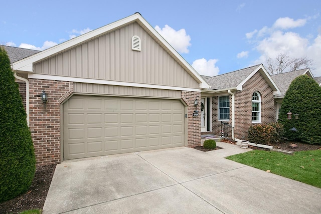 view of front of home featuring a garage