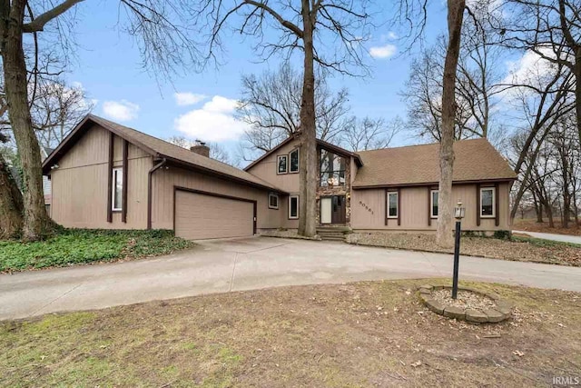 view of front facade featuring a garage