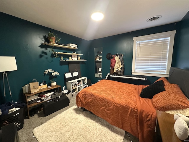 bedroom featuring carpet floors