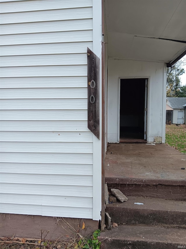 view of entrance to property