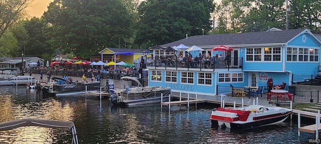 dock area featuring a water view