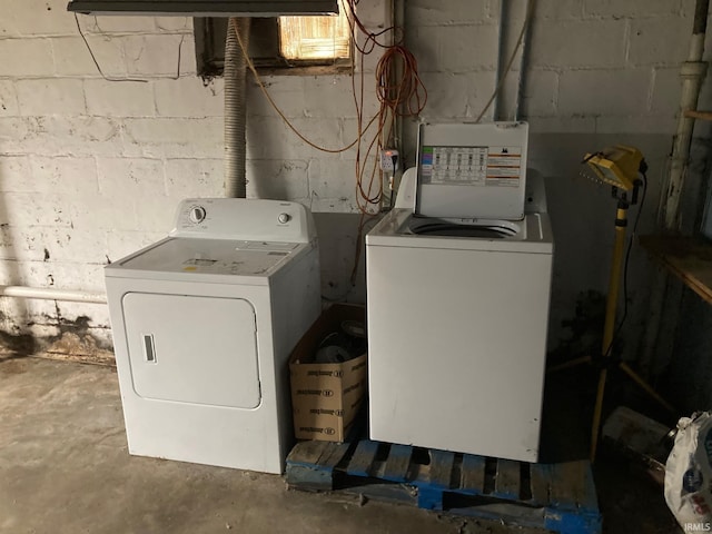 laundry area featuring washer and dryer