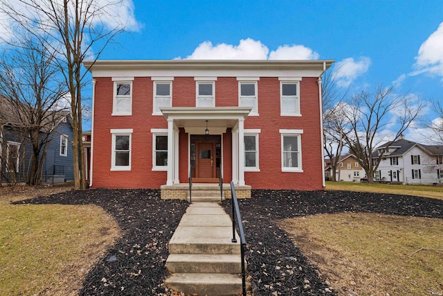 view of front of house with a front yard