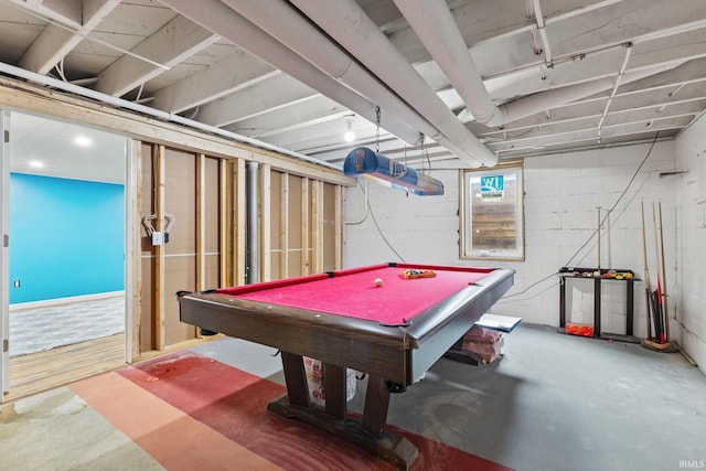 game room featuring concrete flooring and pool table