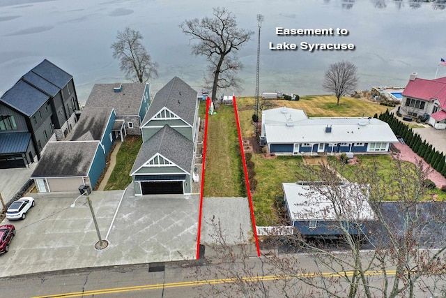 bird's eye view featuring a water view