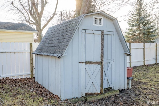 view of outbuilding