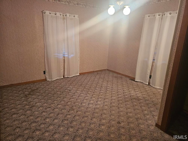 view of carpeted spare room