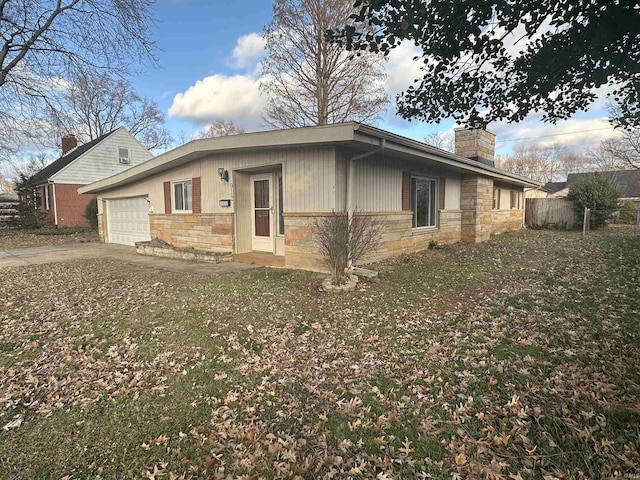 view of front facade with a garage